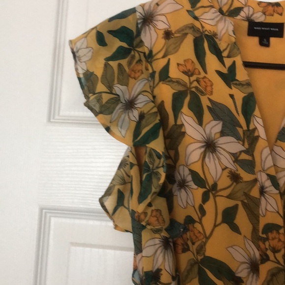 Who What Wear Belted Yellow Floral Dress with ruffle cap sleeves Size S - Picture 4 of 6